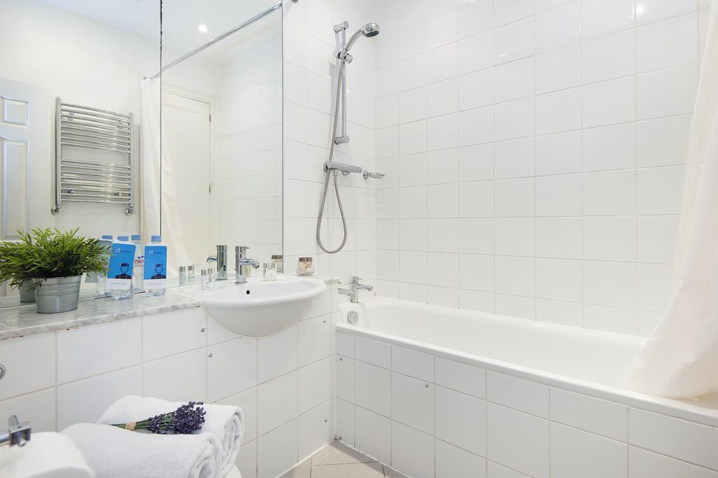 The Stratford Road Pied-A-Terre Apartment London Bagian luar foto